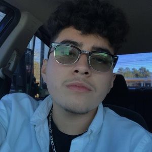 Meet your Posher, Kevin